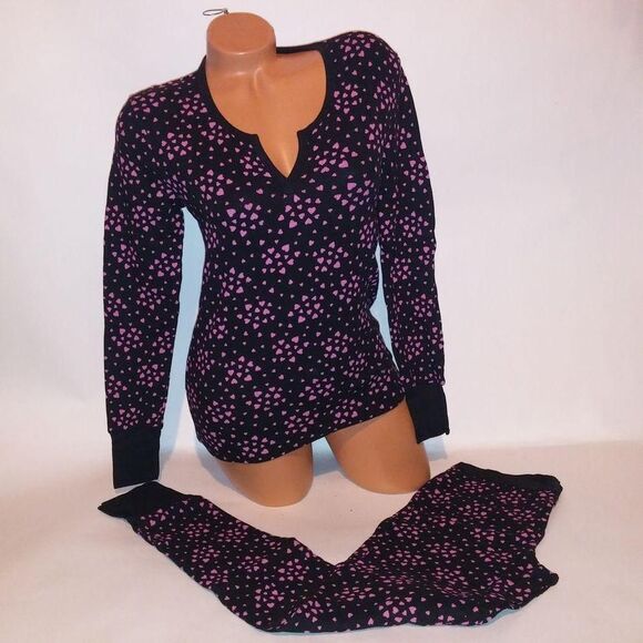 Victoria Secret Pajama Set Sleepwear Top & Bottom Small Thermal Black Pink Heart - Picture 2 of 8